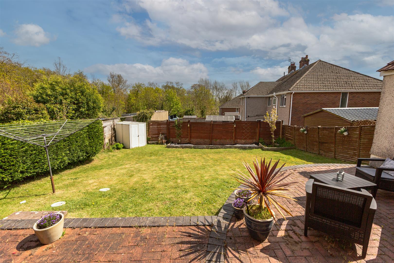 Parklands View, Sketty, Swansea, SA2 8LT